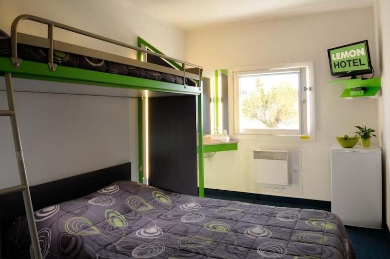 Lemon Hotel - Mery Sur Oise/Cergy Eksteriør billede