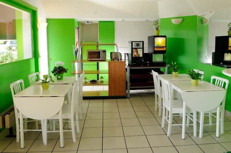 Lemon Hotel - Mery Sur Oise/Cergy Eksteriør billede