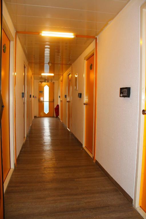 Lemon Hotel - Mery Sur Oise/Cergy Eksteriør billede