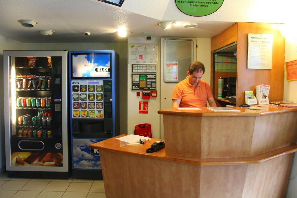 Lemon Hotel - Mery Sur Oise/Cergy Eksteriør billede